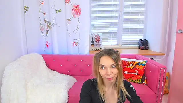 Snapshot of The_Deep_Passion chatting on 03-10-25, 11:12 The Deep Passion online show from 03-10-25, 11:12