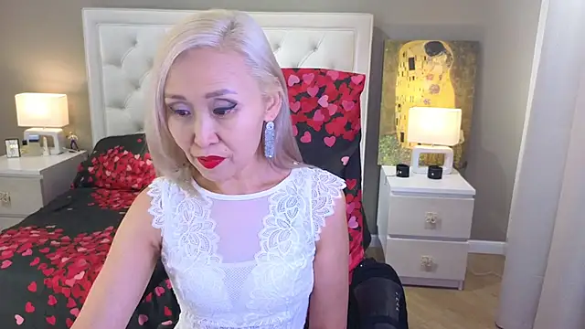 RoxalanaStar online show from 10-05-25, 09:38