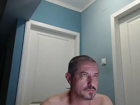 MisterFaithRO online show from 06-18-26, 10:04