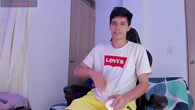 Dimitrixxx   online show from 10-23-25, 01:59