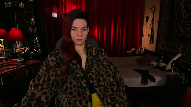 MargoTigress online show from 03-03-26, 08:32