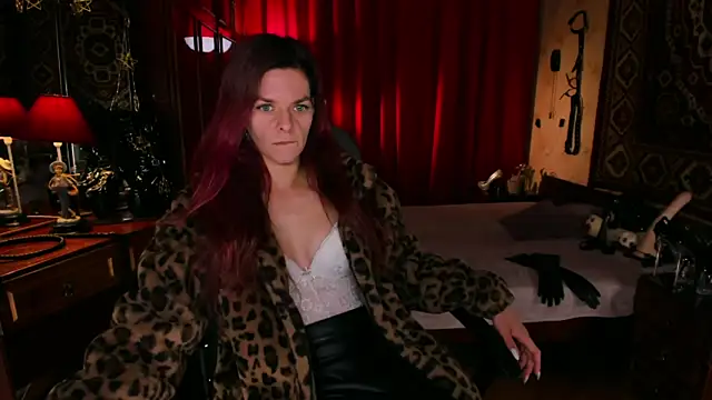 MargoTigress online show from 04-08-26, 10:50