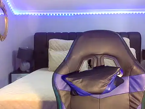 BOOTYBANGER24xx online show from 10-15-25, 02:10