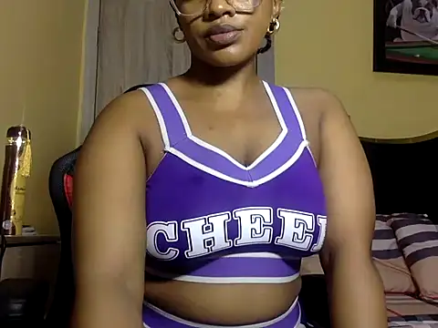 Snapshot of BOOTYBANGER24xx chatting on 06-23-26, 09:18 BOOTYBANGER24xx online show from 06-23-26, 09:18