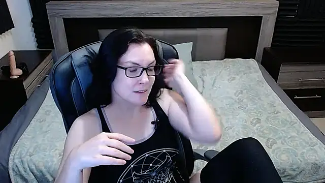 DesreRose online show from 09-29-25, 11:32