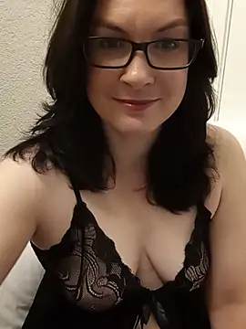 DesreRose online show from 08-10-26, 12:06