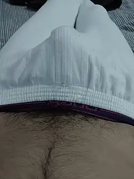 Babyucum4me online show from 11-28-25, 06:41