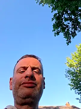 Snapshot of Perv10 chatting on 05-23-26, 06:18 Perv10 online show from 05-23-26, 06:18