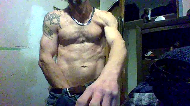 Snapshot of ThickDMatty@xh chatting on 03-10-25, 06:56 ThickDMattyxh online show from 03-10-25, 06:56