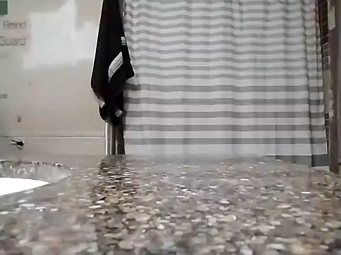 Snapshot of ThickDMatty@xh chatting on 01-21-25, 03:37 ThickDMattyxh online show from 01-21-25, 03:37