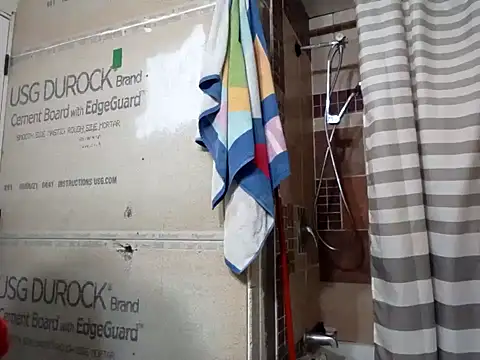 Snapshot of ThickDMatty@xh chatting on 12-11-24, 05:00 ThickDMattyxh online show from 12-11-24, 05:00