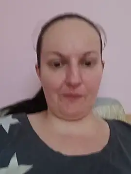 Snapshot of BustyLadyAlma chatting on 07-19-26, 06:33 BustyLadyAlma online show from 07-19-26, 06:33