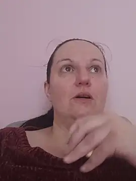 Snapshot of BustyLadyAlma chatting on 05-31-26, 07:03 BustyLadyAlma online show from 05-31-26, 07:03