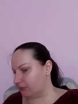 Snapshot of BustyLadyAlma chatting on 05-09-26, 06:39 BustyLadyAlma online show from 05-09-26, 06:39