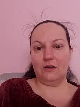 Snapshot of BustyLadyAlma chatting on 04-25-26, 06:38 BustyLadyAlma online show from 04-25-26, 06:38