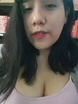 Snapshot of Kalani_Engel chatting on 05-30-26, 06:24 Kalani Engel online show from 05-30-26, 06:24