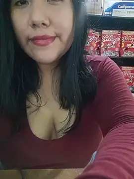 Snapshot of Kalani_Engel chatting on 07-27-26, 01:45 Kalani Engel online show from 07-27-26, 01:45