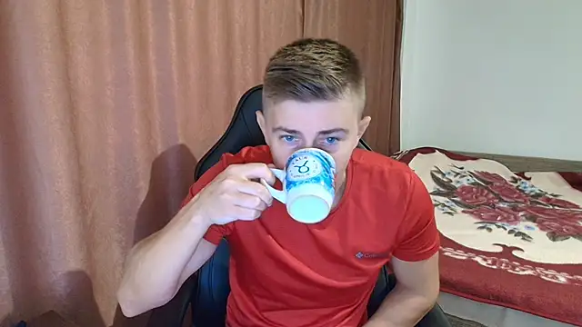 Todhorny9873 online show from 03-03-25, 06:42