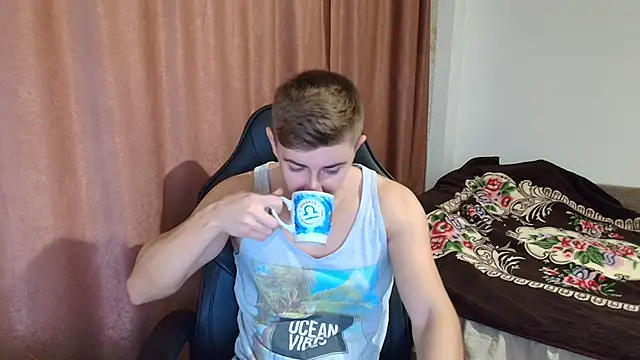 Todhorny9873 online show from 01-20-25, 06:10