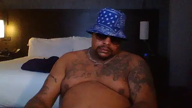 Snapshot of blaccowboy88 chatting on 10-14-25, 07:31 blaccowboy88 online show from 10-14-25, 07:31