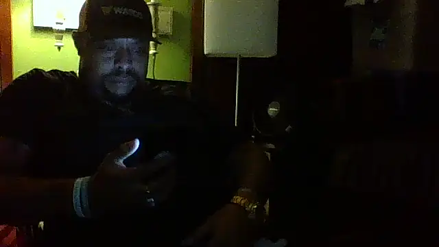 Snapshot of blaccowboy88 chatting on 01-15-26, 11:35 blaccowboy88 online show from 01-15-26, 11:35