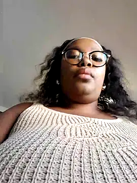 Snapshot of SWEETDOLLY29XX chatting on 10-01-25, 01:04 SWEETDOLLY29XX online show from 10-01-25, 01:04