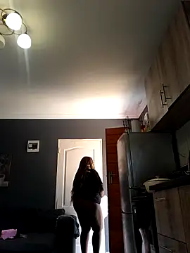 SWEETDOLLY29XX online show from 02-10-26, 12:15