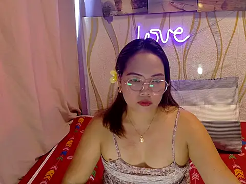 BURBERRY69 online show from 02-28-26, 08:14