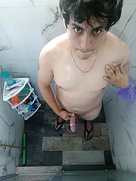 Snapshot of maudarks chatting on 09-24-25, 04:35 maudarks online show from 09-24-25, 04:35