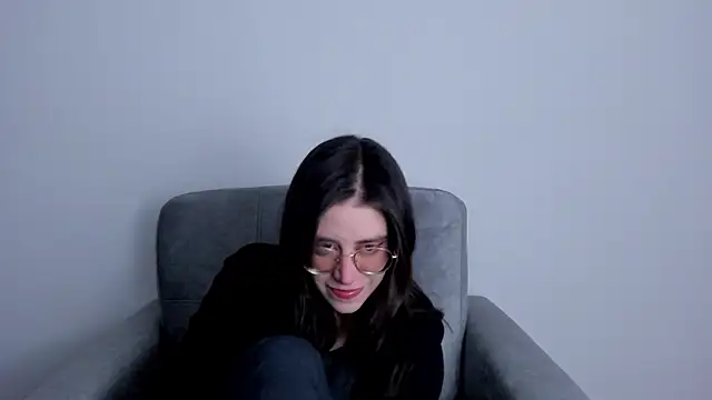 HazelKush online show from 11-30-25, 09:37