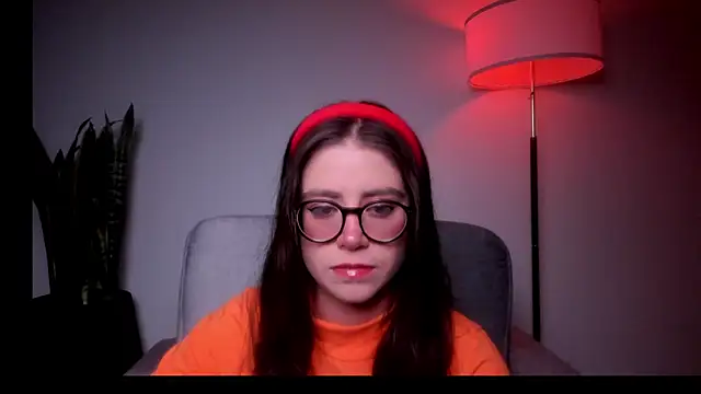 HazelKush online show from 06-24-26, 10:29
