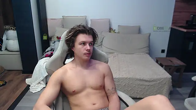 Sunny-Girl1 online show from 03-06-26, 06:52