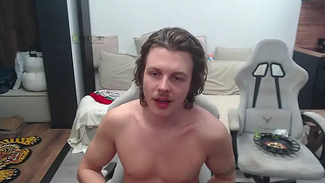 Sunny-Girl1 online show from 04-17-26, 10:45