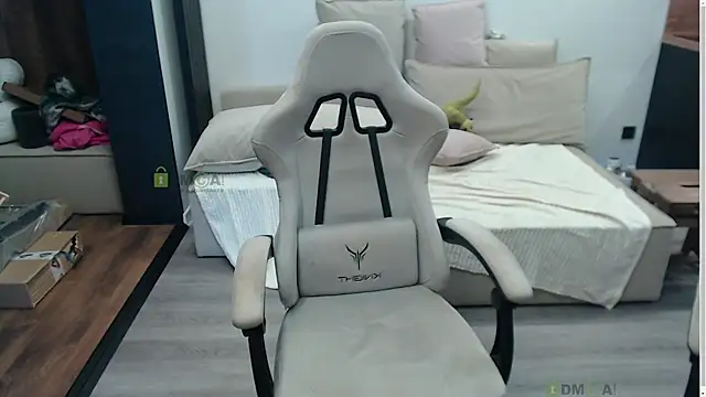 Sunny-Girl1 online show from 10-31-25, 08:55