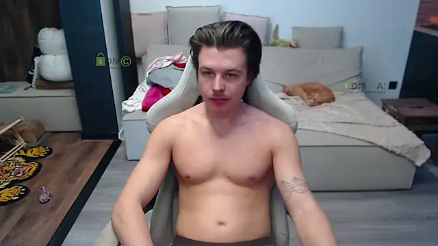 Snapshot of Sunny-Girl1 chatting on 02-08-26, 09:40 Sunny-Girl1 online show from 02-08-26, 09:40