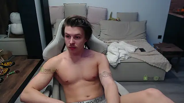 Snapshot of Sunny-Girl1 chatting on 02-09-26, 06:55 Sunny-Girl1 online show from 02-09-26, 06:55