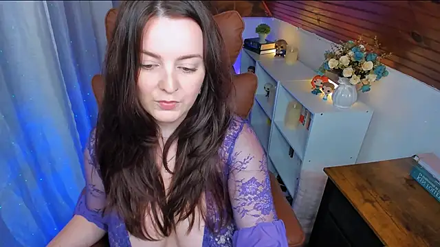 ErinMarshall online show from 09-18-25, 03:04