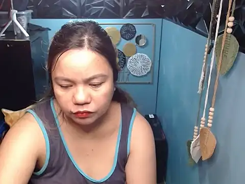 ambersmile online show from 11-14-25, 10:35