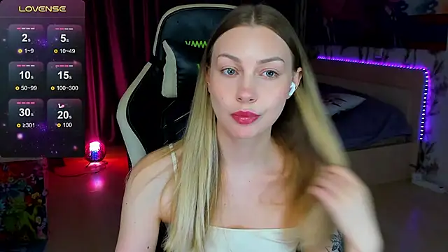 BiMolly online show from 11-18-25, 07:50