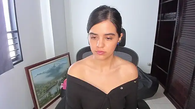 mia collins x online show from 12-03-25, 07:35