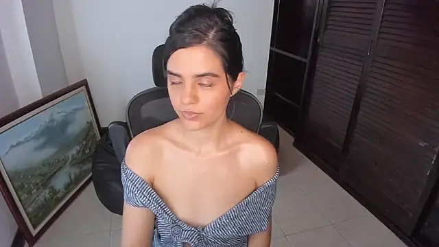 mia collins x online show from 12-01-25, 08:21