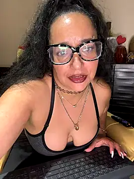 Snapshot of PichyPrettyPussy chatting on 11-11-25, 07:08 PichyPrettyPussy online show from 11-11-25, 07:08