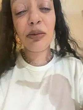 Snapshot of PichyPrettyPussy chatting on 02-02-26, 03:22 PichyPrettyPussy online show from 02-02-26, 03:22