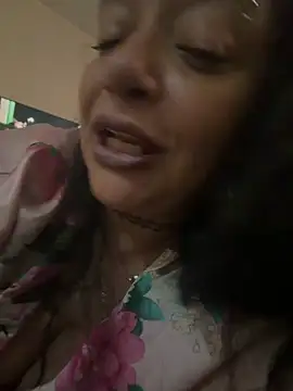 Snapshot of PichyPrettyPussy chatting on 11-21-25, 04:17 PichyPrettyPussy online show from 11-21-25, 04:17