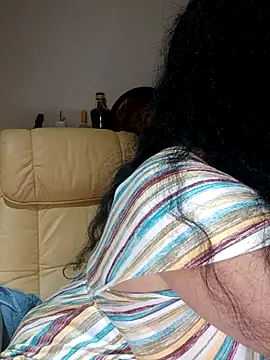 Snapshot of PichyPrettyPussy chatting on 10-28-25, 06:40 PichyPrettyPussy online show from 10-28-25, 06:40