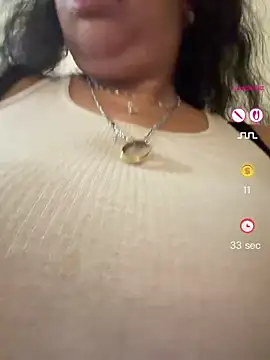 Snapshot of PichyPrettyPussy chatting on 05-29-26, 02:34 PichyPrettyPussy online show from 05-29-26, 02:34