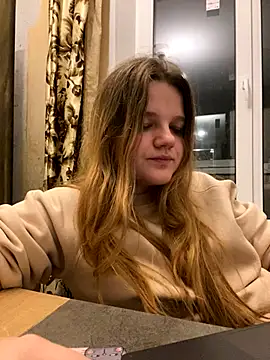 -MimmiLissa- online show from 11-18-25, 03:32