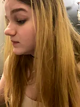 -MimmiLissa- online show from 11-28-25, 02:06