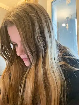 -MimmiLissa- online show from 04-15-26, 09:59