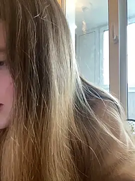 Snapshot of -MimmiLissa- chatting on 04-23-26, 12:29 -MimmiLissa- online show from 04-23-26, 12:29